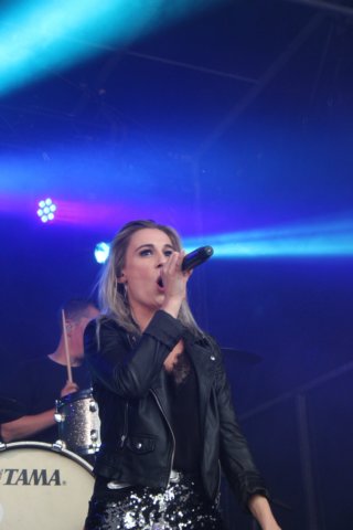 img_1366.jpg